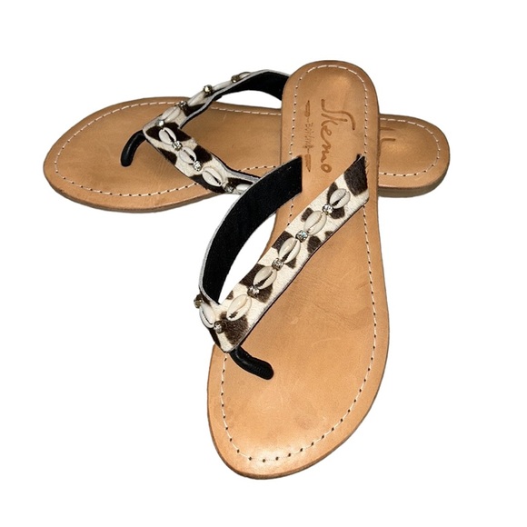 LN Skemo Savannah Leopard Embellished Leather Rhinestone Shell Slide Sandals - 7 - Picture 4 of 15